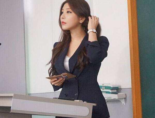 吃瓜qq女教师,揭秘网络红人的教育圈生活”